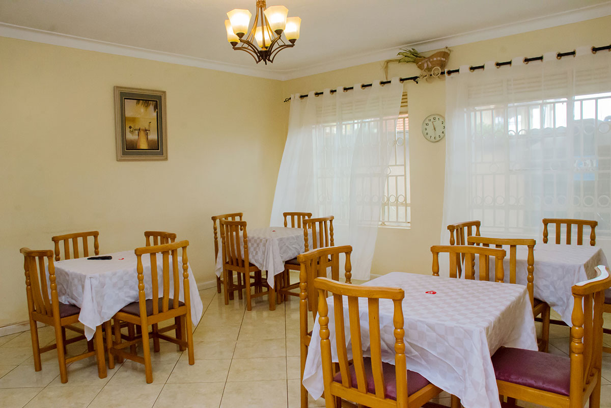 Private dining and meeting space